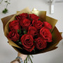 11 бордовых роз