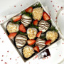 Клубника в белом шоколаде микс 9 ягод фото 2